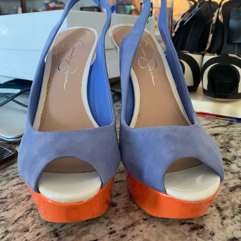 Jessica Simpson Pumps - Picture 2 of 5